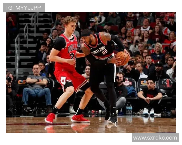 开拓者主帅盖茨上赛季表现备受争议，或将面临下课压力